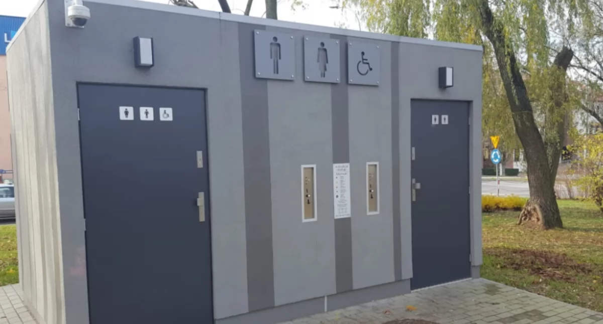 Łuków: Przetarg na budowę publicznej toalety – trzy firmy, ogromna rozpiętość cenowa
