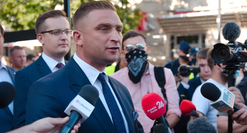 Głośna pikieta w Łukowie: „Stop nielegalnej migracji” – przyjedzie Robert Bąkiewicz
