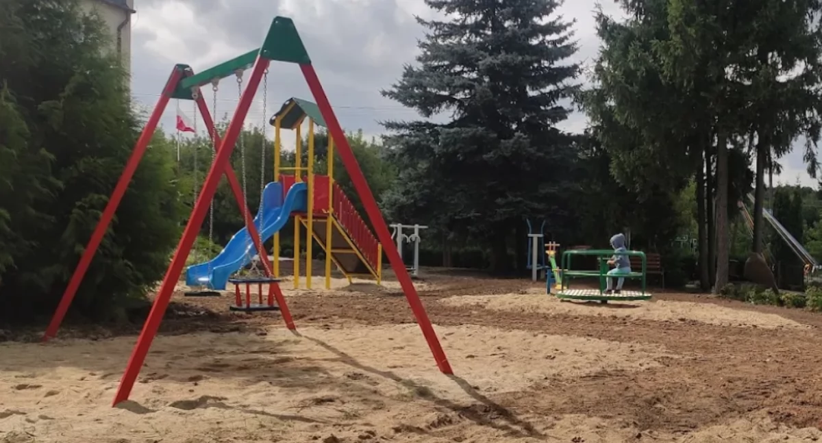 Aż 11 ofert na rozbudowę placu zabaw w Wandowie. Gmina sprawdza, kto spełni warunki