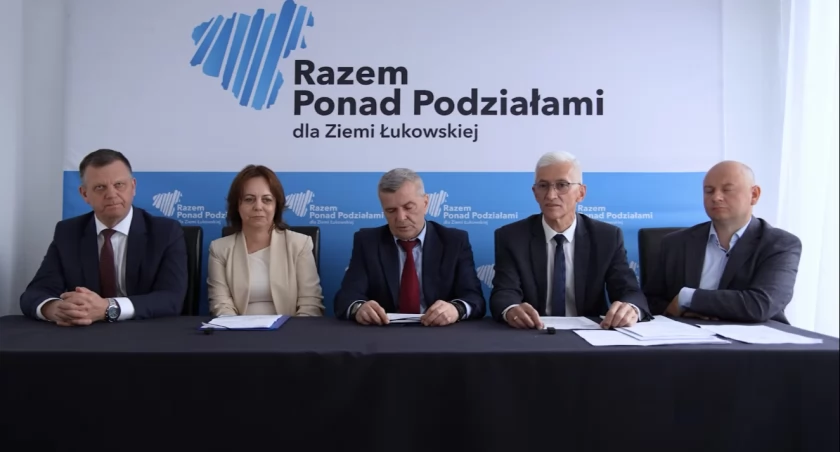 Radni z Razem Ponad Podziałami krytycznie o roku pracy Rady Powiatu Łukowskiego. Na celowniku DPS, PKS i szpital