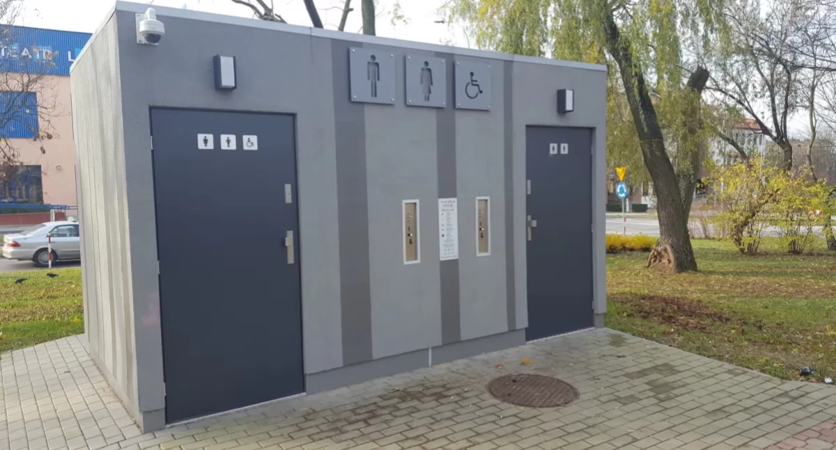 Toaleta publiczna za mniej niż 200 tys. zł? Miasto Łuków sprawdza ofertę najtańszego wykonawcy