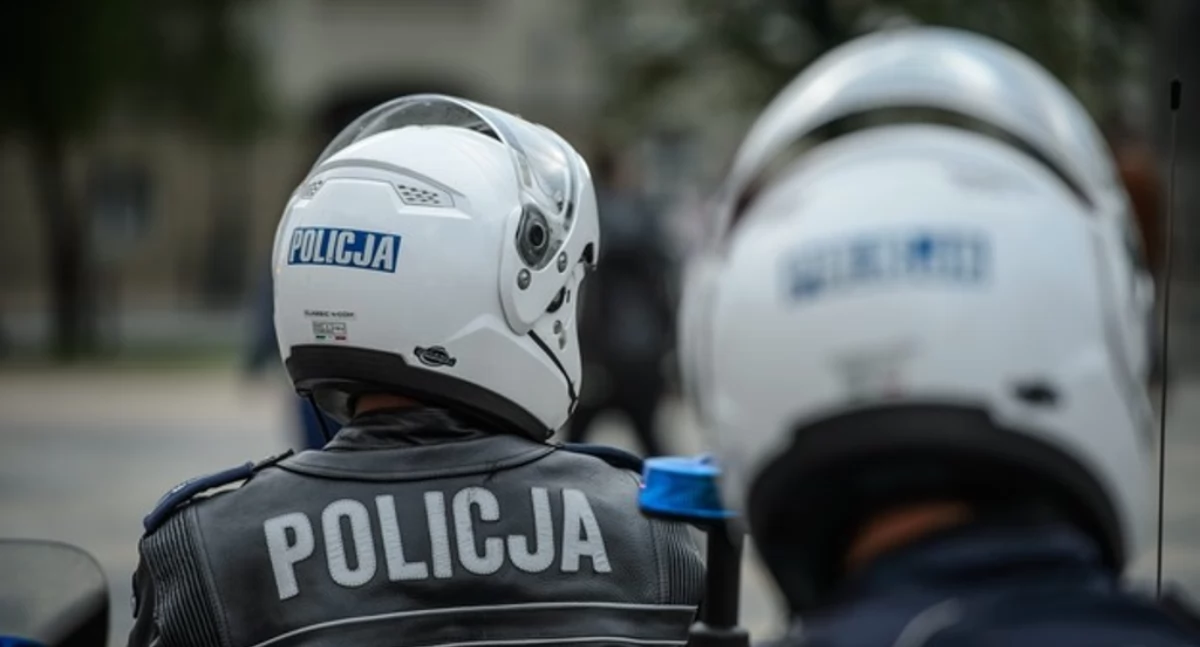 Zatrzymany za prędkość, wpadł przez fałszywe tablice – grozi mu 5 lat więzienia!