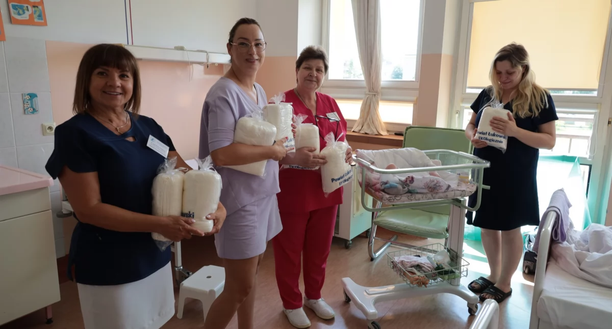 Niecodzienna wizyta w łukowskim szpitalu. Powiat zorganizował Dzień Dziecka dla pacjentów
