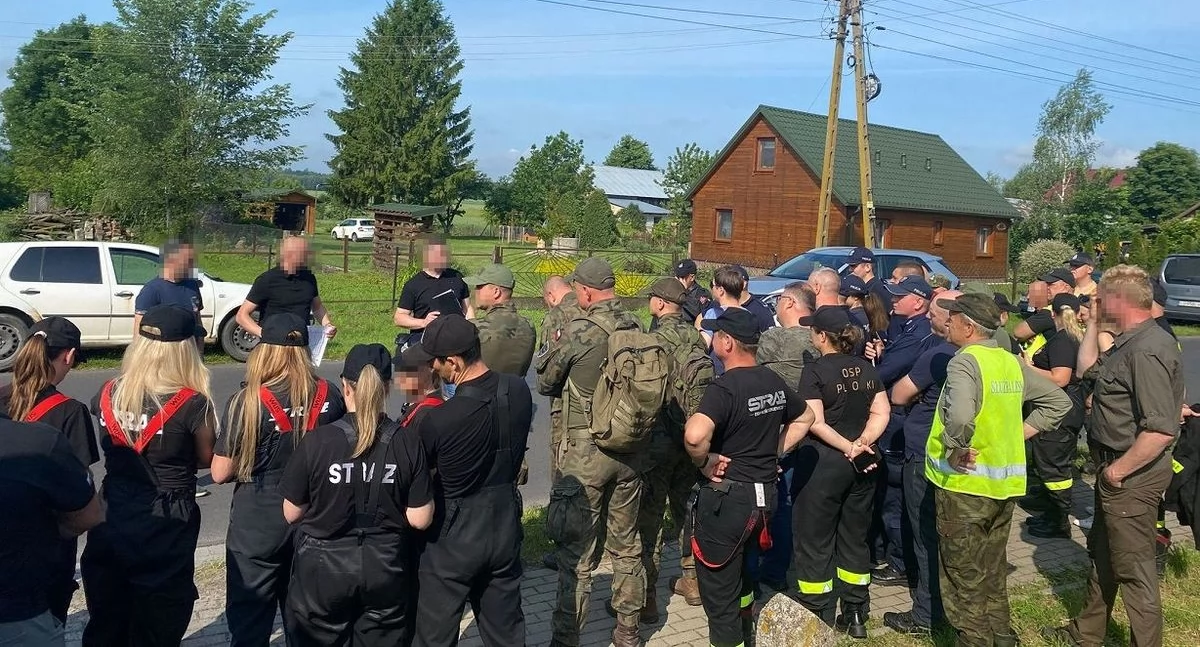 Tragiczny finał poszukiwań. Ciało zaginionego 74-latka odnalezione w rowie melioracyjnym