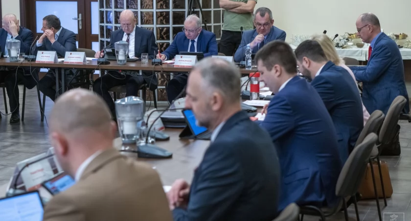 Zmiany w budżecie Łukowa na 2025 rok przyjęte jednogłośnie. Priorytet: dzieci, edukacja i wsparcie społeczne
