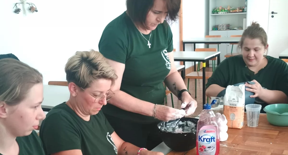 Ciastolina pod lupą: Niezwykła lekcja kreatywności w Łukowskim 