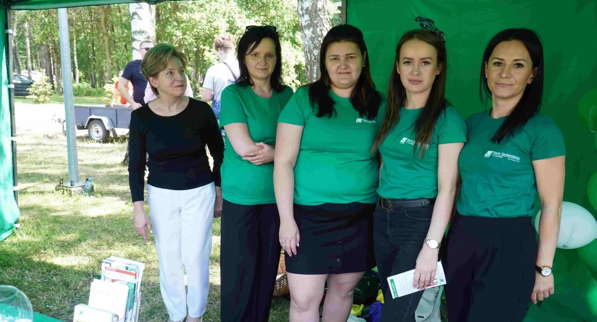 Huczny jubileusz Banku Spółdzielczego. Tłumy mieszkańców na festynie nad Zalewem Zimna Woda