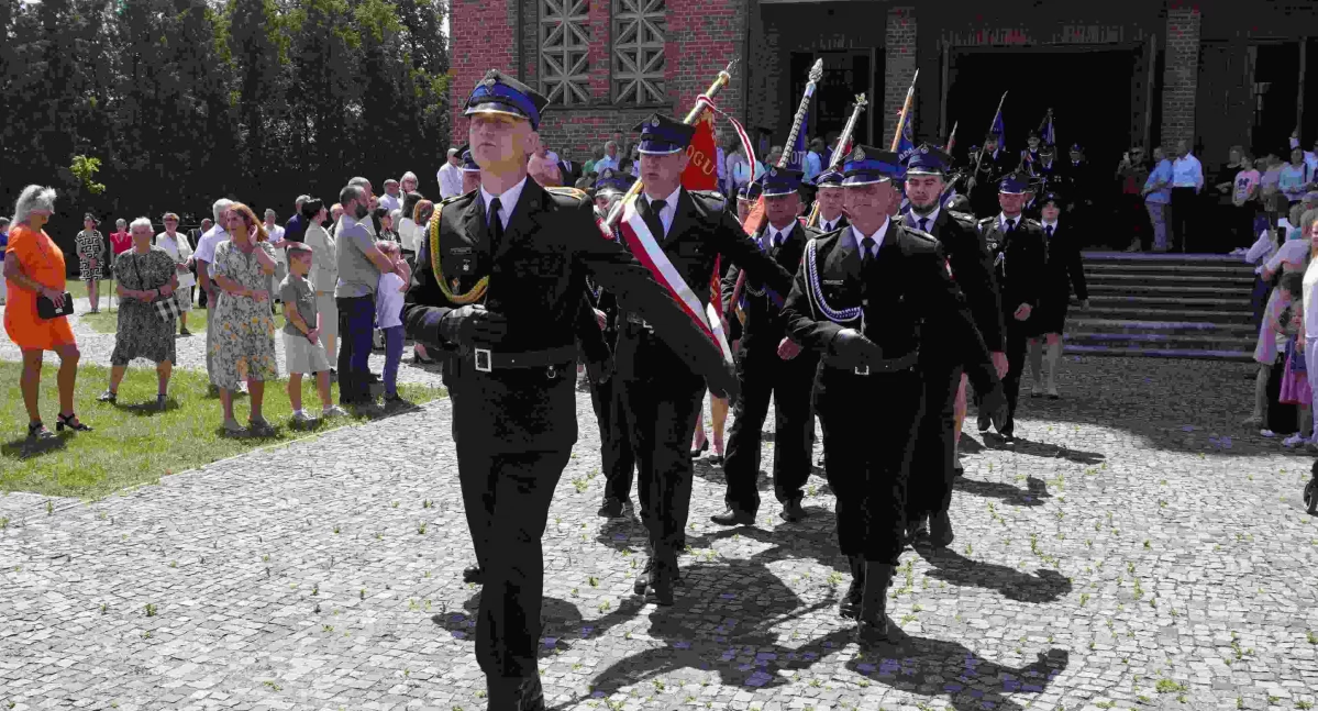Syreny, medale i wielka pompa. Co wydarzyło się w Staninie? Takiego jubileuszu nie da się zapomnieć [FOTORELACJA]