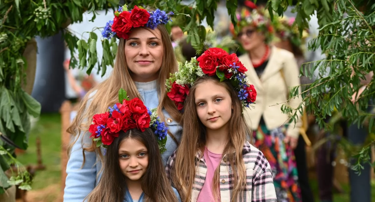 Spektakl z jednorożcem i wianki nad rzeką. Tak wyglądała Noc Kupały w Łukowie [ZDJĘCIA ZBYSZKA WOźNIAKA]