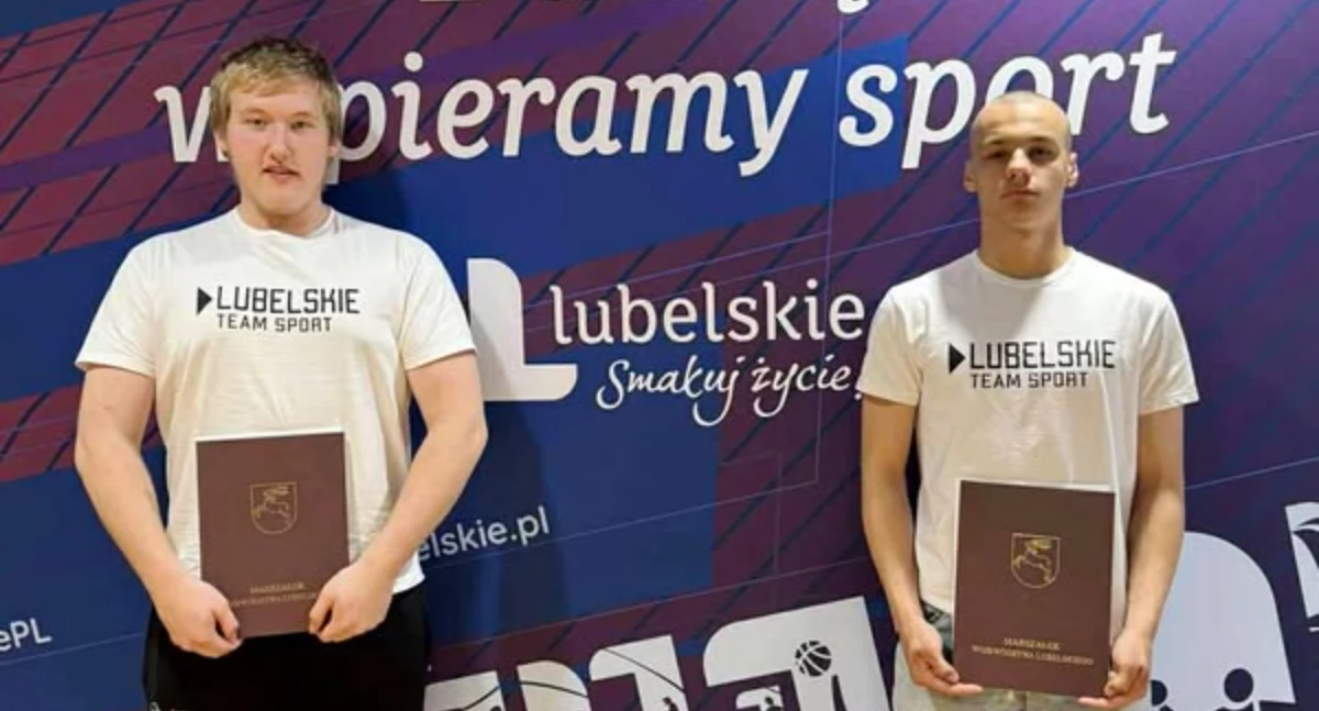 Olimpijczyk Łuków z wyróżnieniem od marszałka. Krystian Śledź i Rafał Łobejko z nagrodami finansowymi