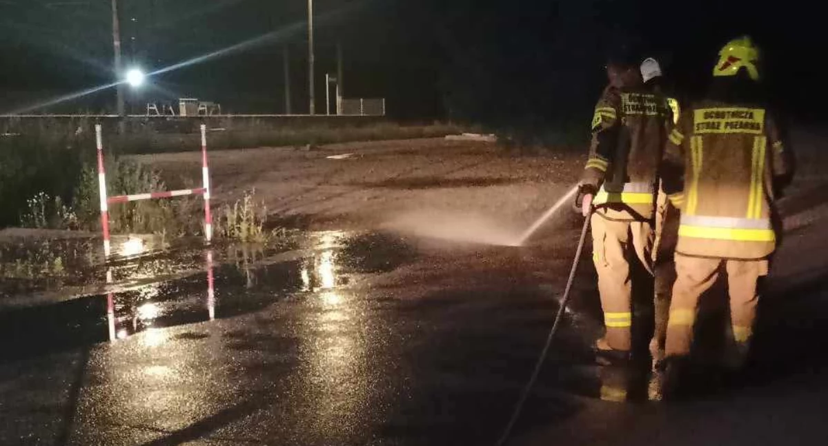 Rozlany beton na ulicach Krzywdy! Strażacy interweniowali w dwóch miejscach niemal jednocześnie