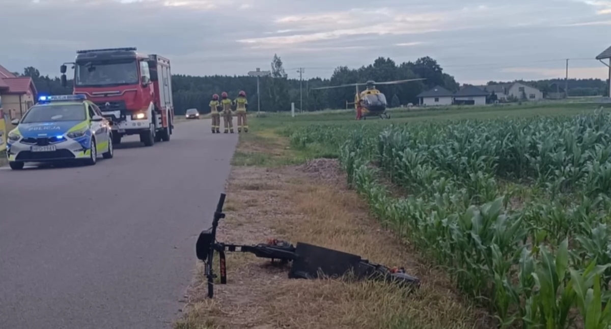 Dwóch nastolatków na jednej hulajnodze. Wypadek w gminie Adamów, interweniował śmigłowiec LPR