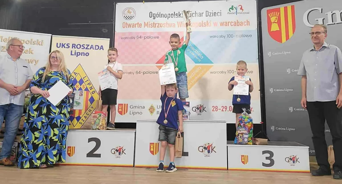 Marcel i Oliwier z workiem medali! Sukcesy na ogólnopolskim turnieju warcabowym