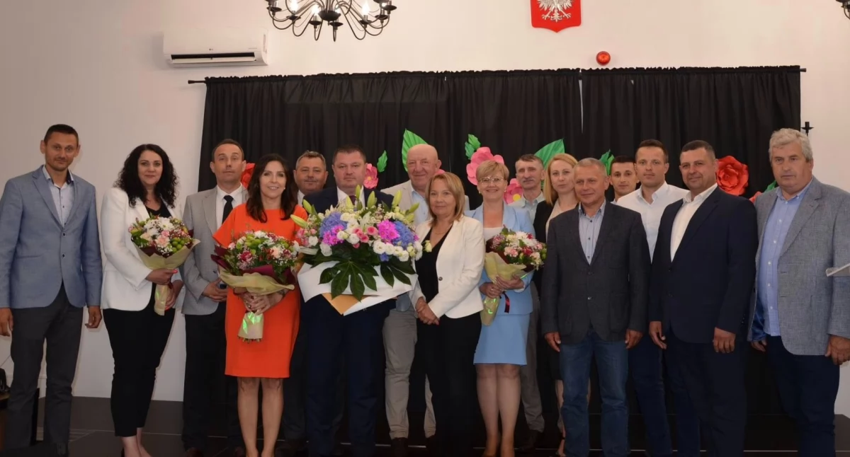 Wotum zaufania i absolutorium dla Wójta Gminy Krzywda. Wszyscy 