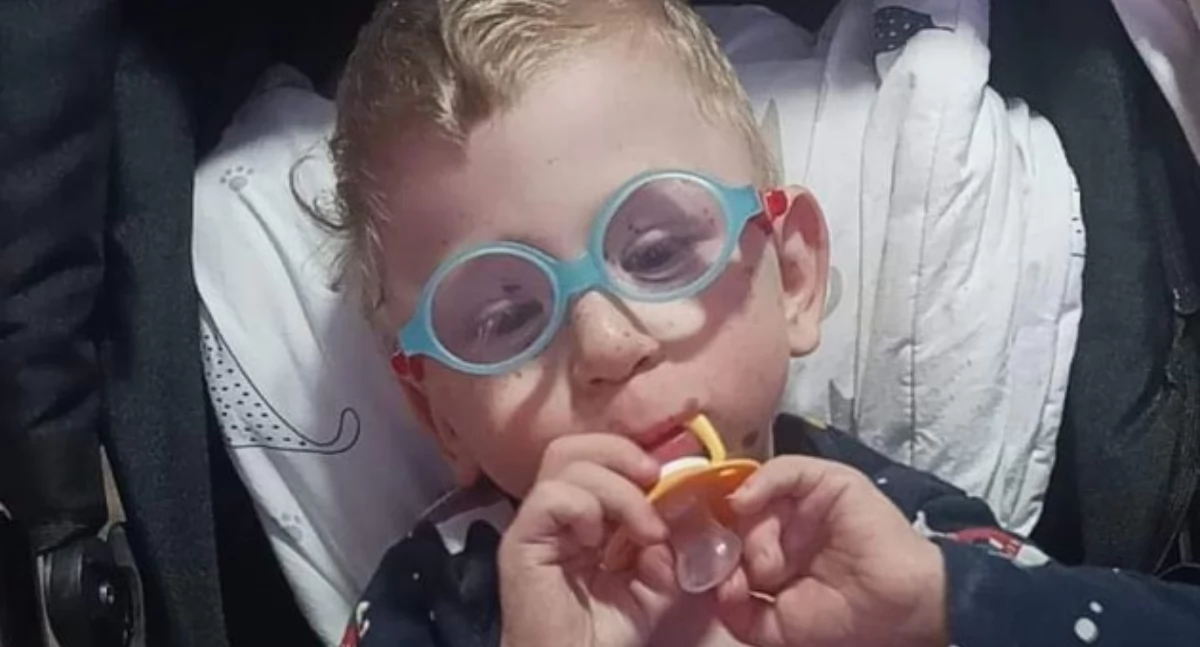 5-letni Dorian Zawadzki z Gołaszyna waży zaledwie 9 kg. Rodzina apeluje o wsparcie wakacyjnego wyjazdu