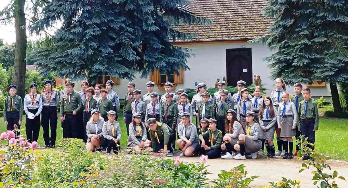 Zlot harcerzy z Łukowa śladami „Latarnika” Sienkiewicza. Cztery dni pełne przygód i nauki