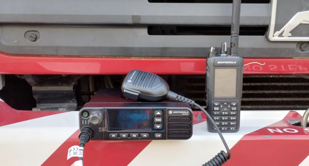 OSP Burzec z nowymi radiotelefonami. Zakup możliwy dzięki dotacji z Powiatu Łukowskiego