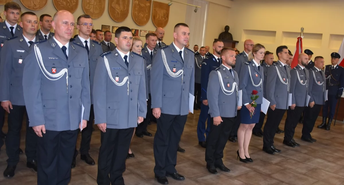 64 policjantów z awansami. Uroczyste obchody Święta Policji w Łukowie