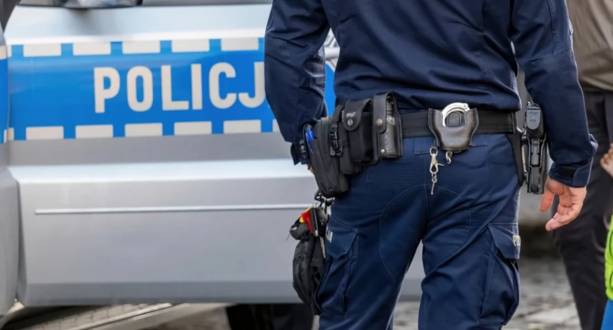 Chwila nieuwagi i uderzył! BMW wjechało w Renault na DW 807