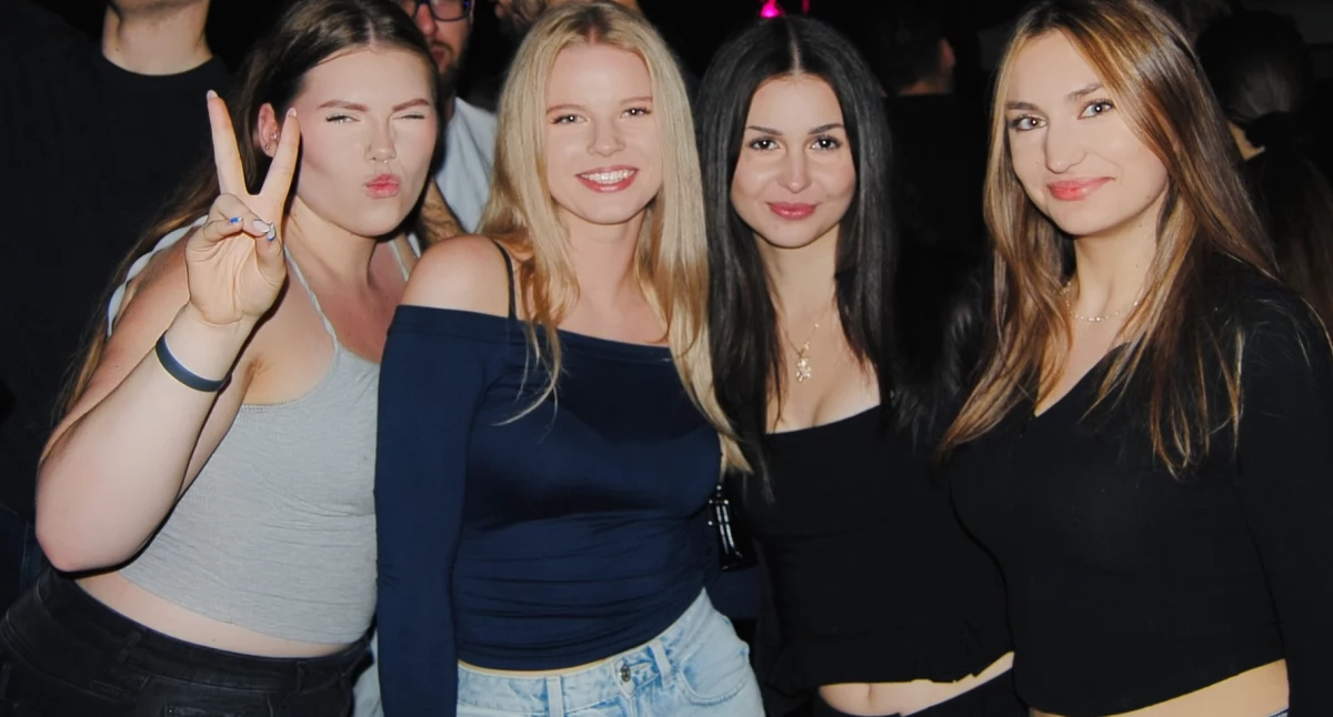 Piątkowa impreza nad zalewem: DJ Jhill Mill zagra w Rokoko Beach Bar