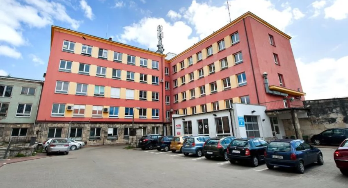Czy łukowska ortopedia ma lekarzy? Dyrektor Furlepa odpowiada na zarzuty: „Mamy obsadę i wykonujemy 160% kontraktu”