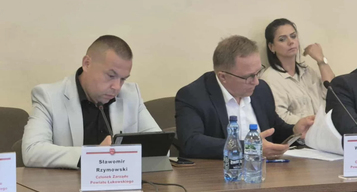 Sławomir Rzymowski nowym wicestarostą łukowskim. Krzysztof Woliński uzupełnia skład zarządu.