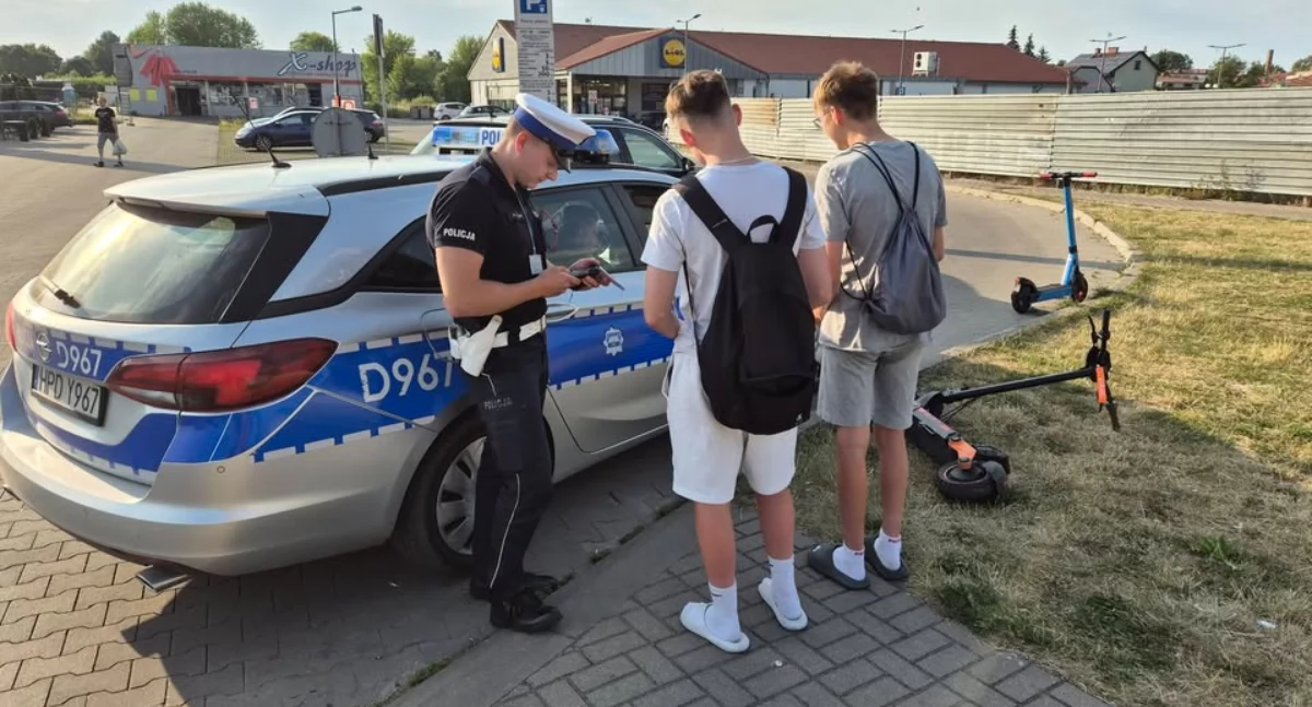 Bezpieczeństwo pieszych i rowerzystów pod lupą. Ruszyła policyjna akcja „NURD” na drogach powiatu łukowskiego
