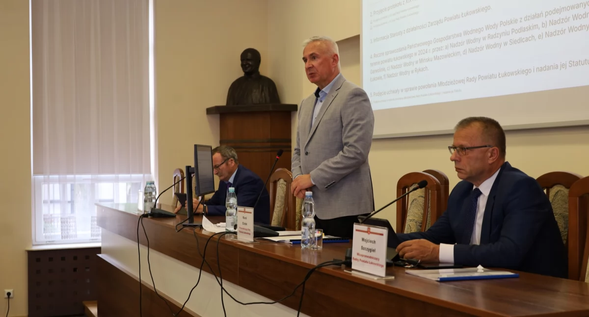 Nagła zmiana w Radzie Powiatu: Przewodniczący Karol Ciołek odwołany