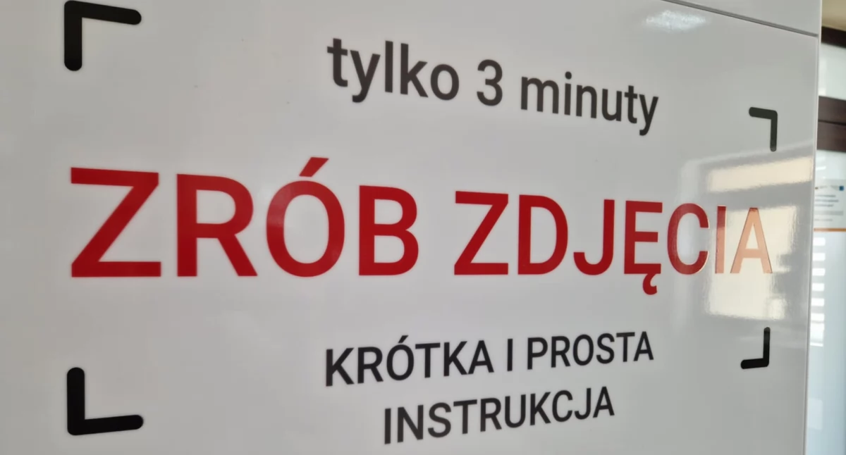 Nowoczesna fotobudka w Urzędzie Gminy Wojcieszków. Zdjęcia do dokumentów w kilka minut