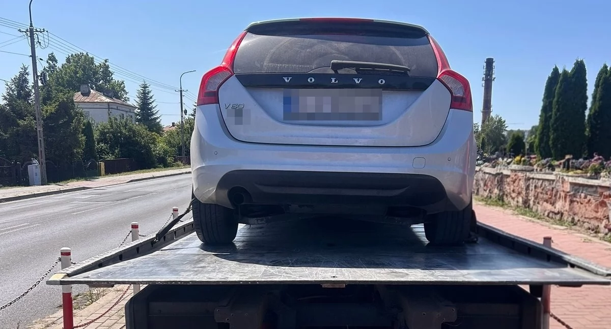 Łuków: 60-latek z 2 promilami w Volvo! Auto odholowane, kierowcy grozi więzienie i przepadek pojazdu