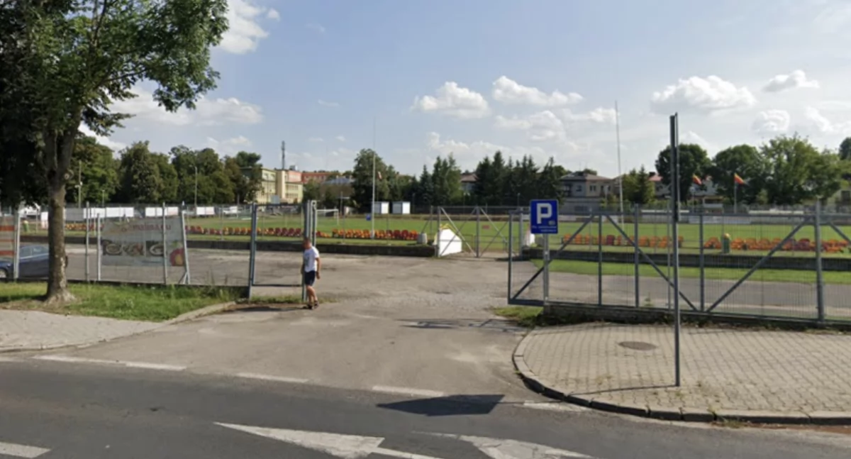 Parking przy Orlętach w Łukowie do remontu? Radni chcą zmian, burmistrzowie wskazują problemy