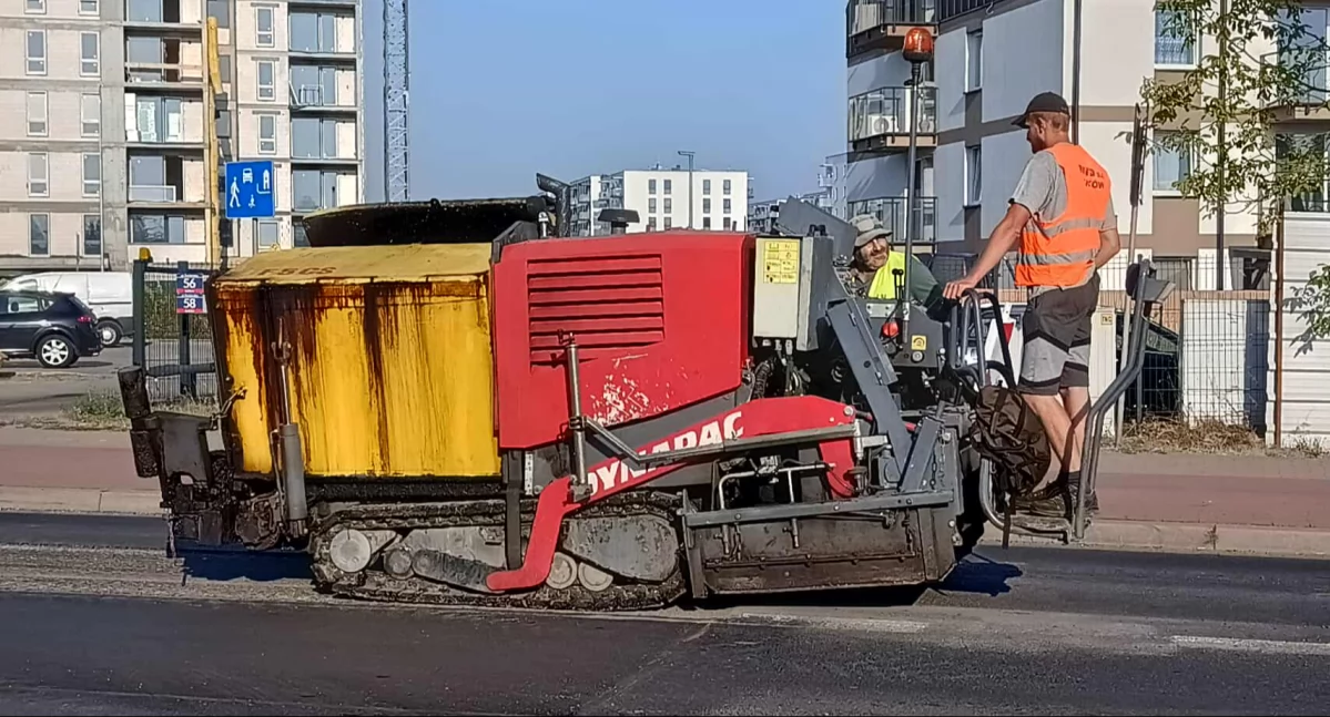 Utrudnienia na ul. Świderskiej w Łukowie. Trwają prace drogowe