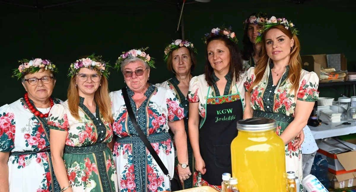 Msza, przejazd bryczką i występy. Tak wyglądały Dożynki w Jedlance