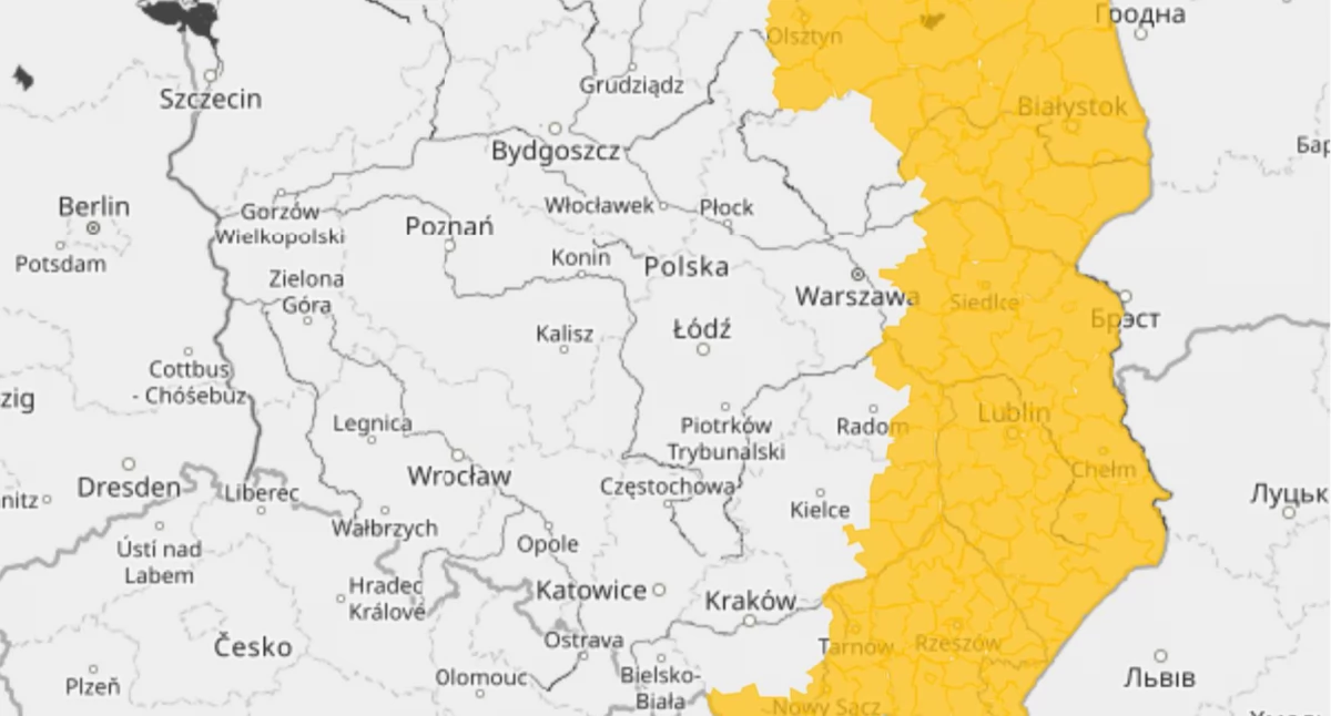 Gęsta mgła nad powiatem łukowskim. IMGW wydało ostrzeżenie