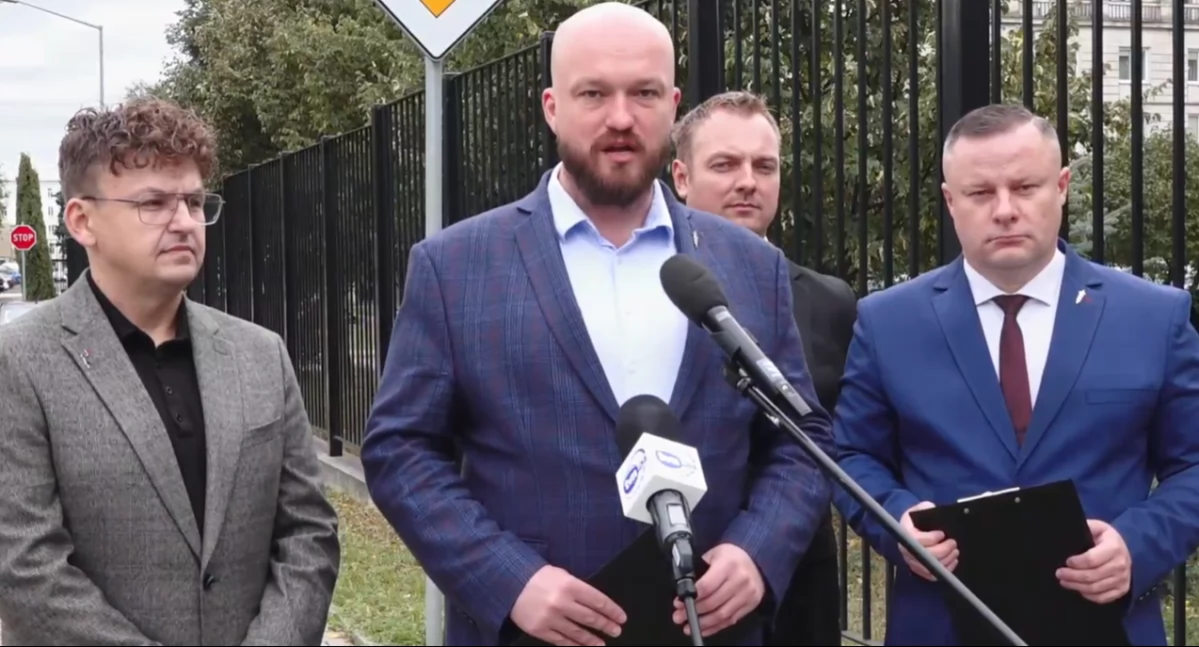 Tysiąc polskich ciężarówek uwięzionych na Białorusi. Konfederacja żąda reakcji rządu