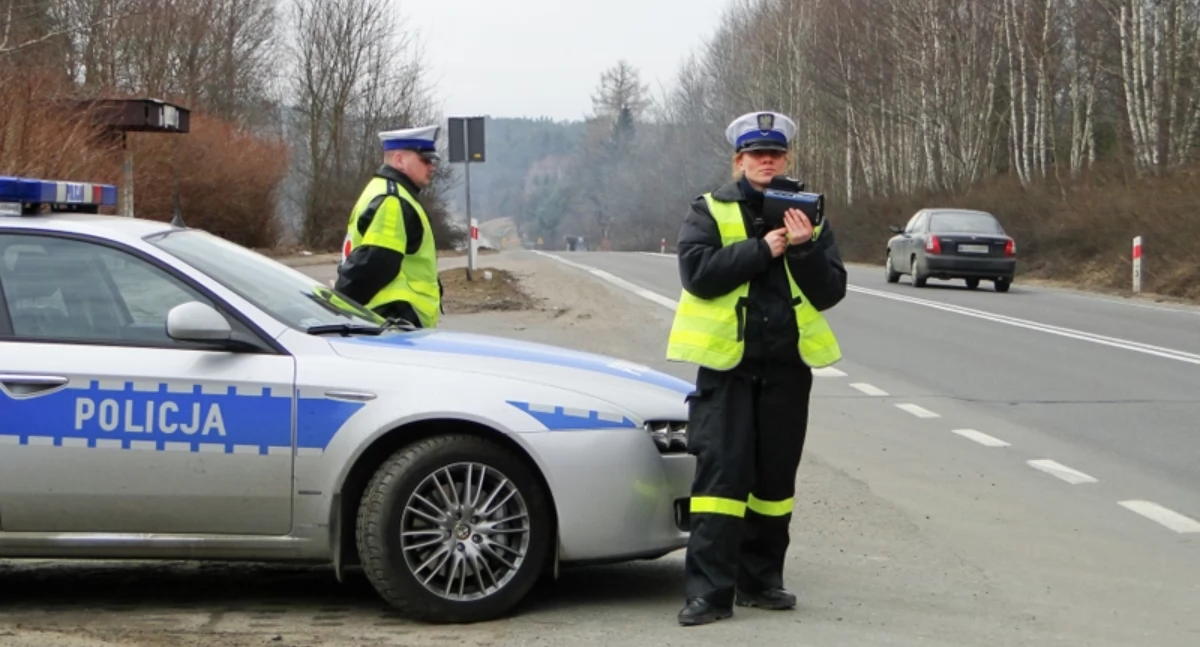 Policja ruszyła z akcją „Prędkość”. Kontrole na drogach powiatu łukowskiego
