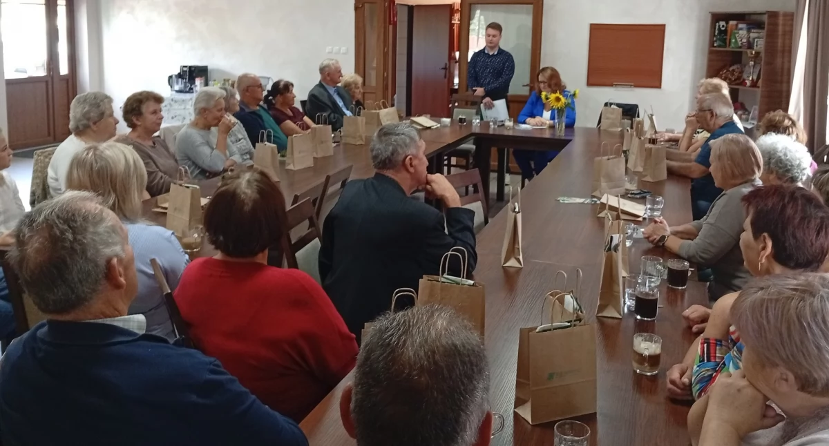 Bank Spółdzielczy w Łukowie uczył seniorów, jak chronić konto i pieniądze