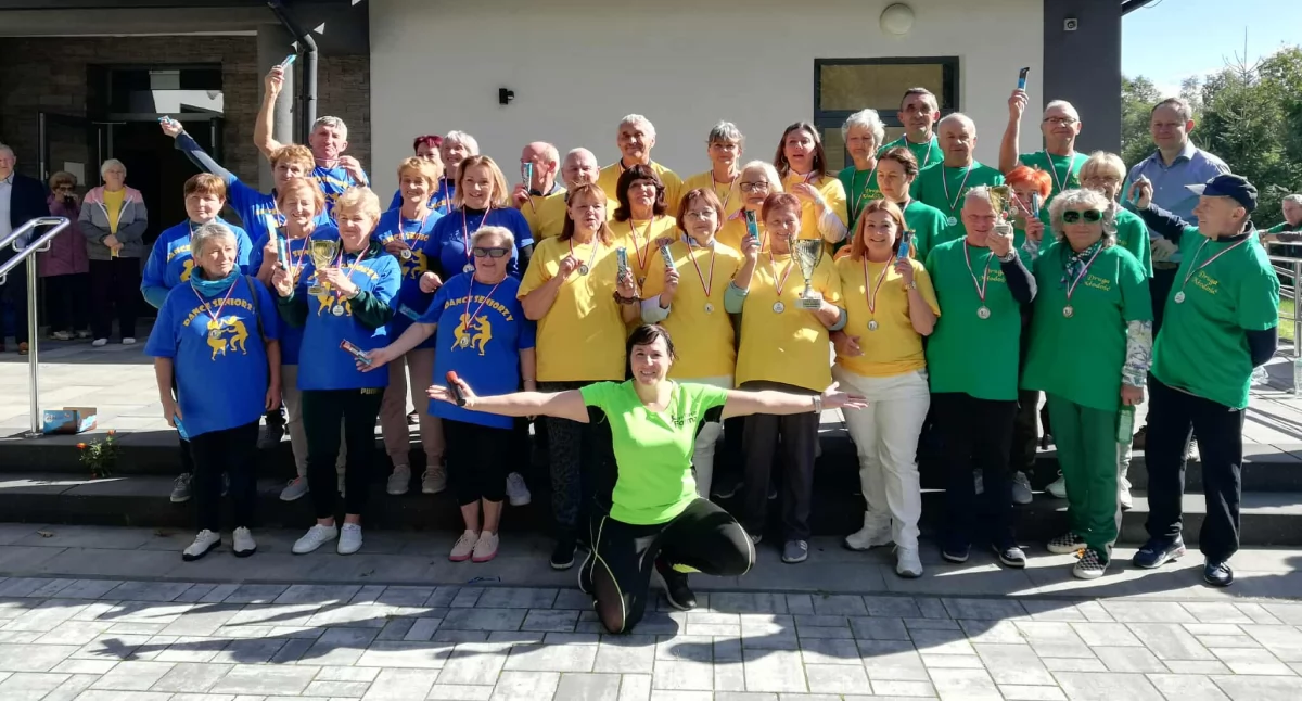 Seniorzy nie dali się pogodzie! 11 konkurencji i emocjonująca walka o medale w Klimkach
