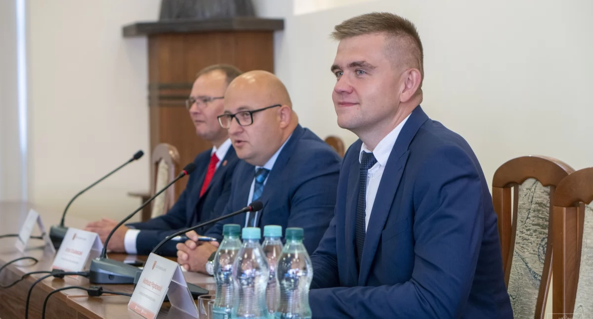 Mateusz Popławski opiekunem Młodzieżowej Rady Miasta Łuków. Radni byli jednomyślni