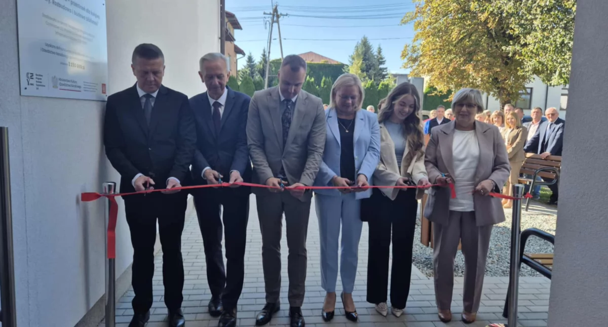 Nowa biblioteka w Wojcieszkowie otwarta. Powierzchnia zwiększona pięciokrotnie