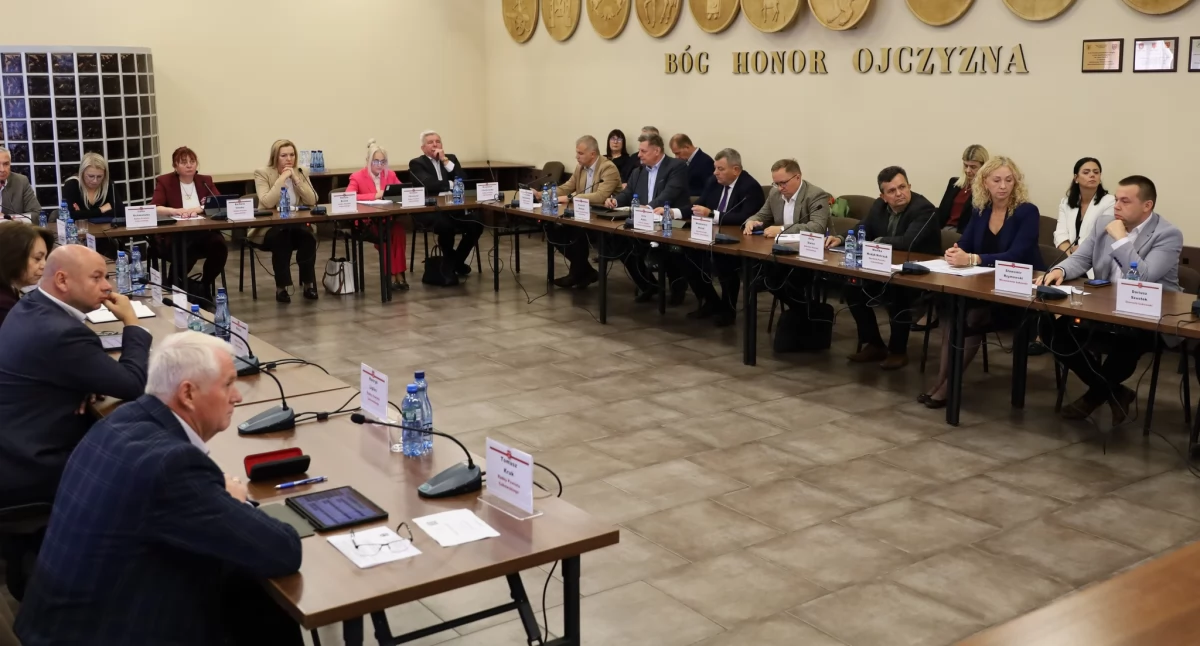 Koniec z problemami w kolejce do rejestracji? Radni uznali skargę za bezzasadną