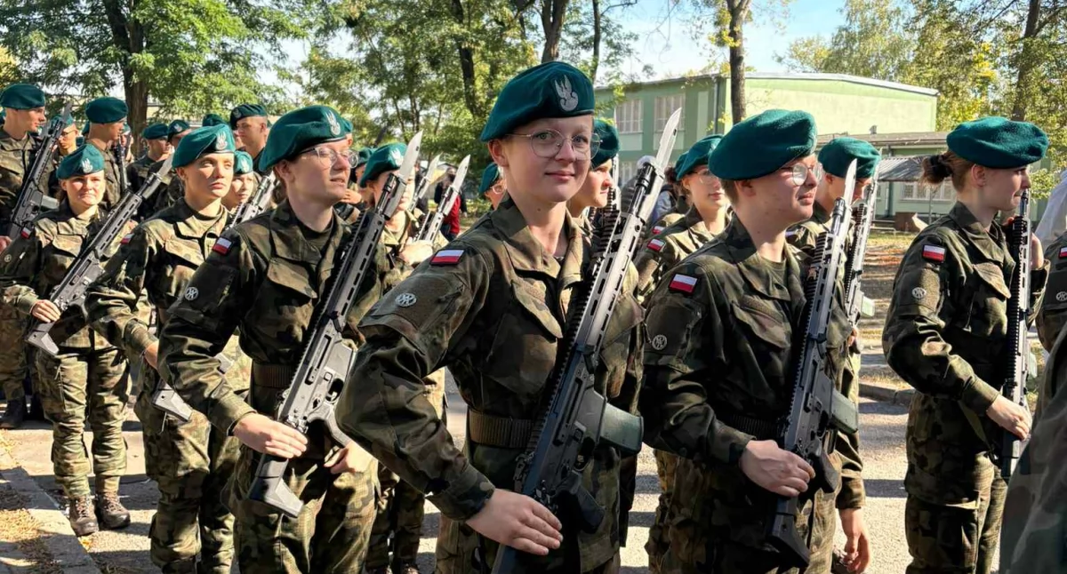 Maja Karczmarz, absolwentka Zespołu Szkół w Radoryżu Smolanym, złożyła przysięgę wojskową w Warszawie