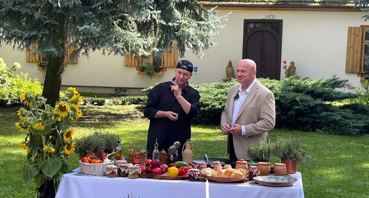 „Smaki Polski” nagrywane w Woli Okrzejskiej. Telewizja Republika odwiedziła Muzeum Henryka Sienkiewicza