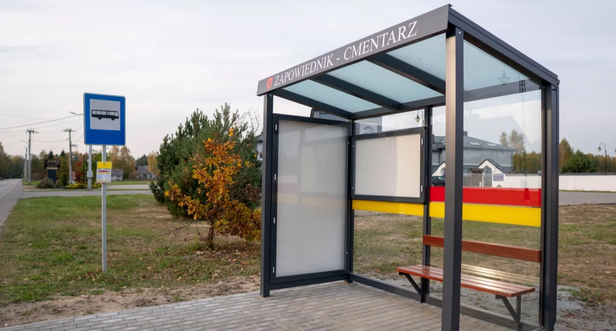 OSiR w Łukowie ogłosił przetarg na dzierżawę gablot reklamowych przy wiatach przystankowych