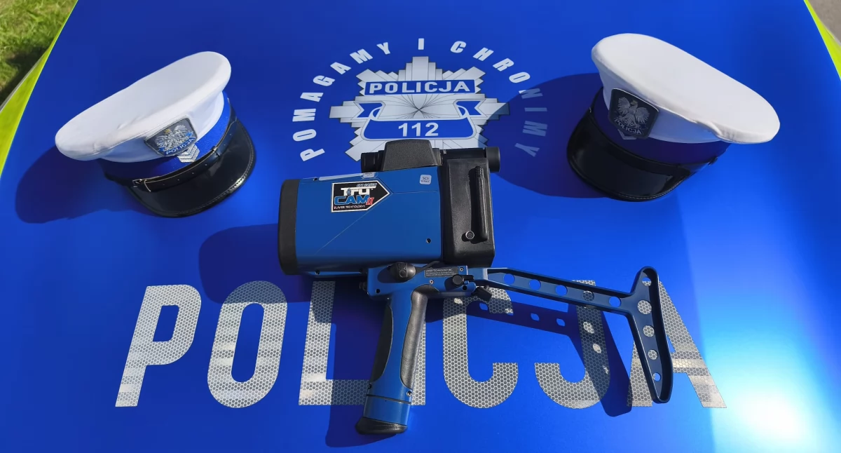 Poranne zderzenie dwóch aut na Warszawskiej w Łukowie. Policja apeluje o ostrożność