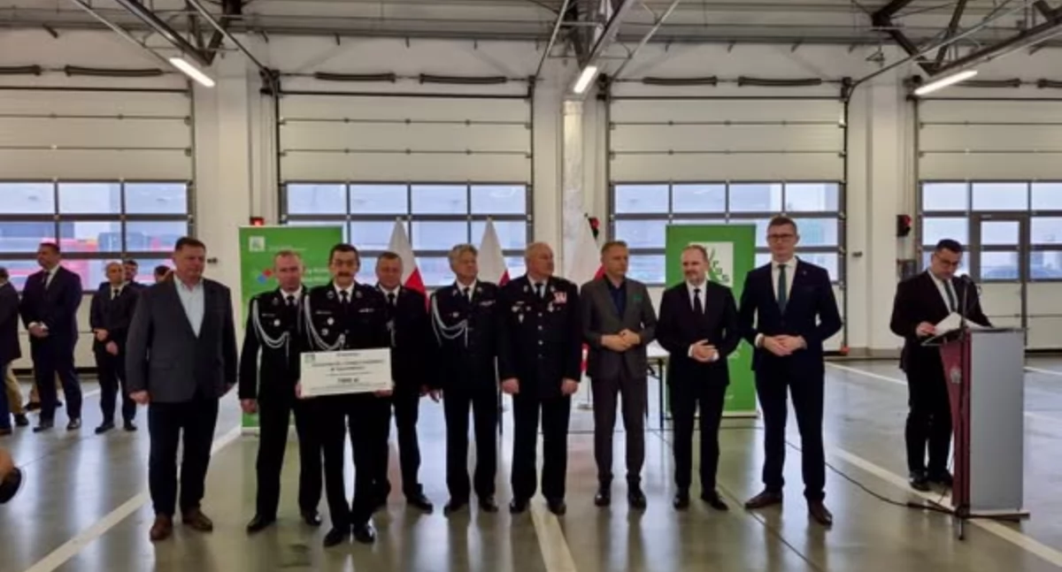 Nowy sprzęt dla strażaków z Tuchowicza. OSP KSRG Tuchowicz otrzymała dofinansowanie z KRUS