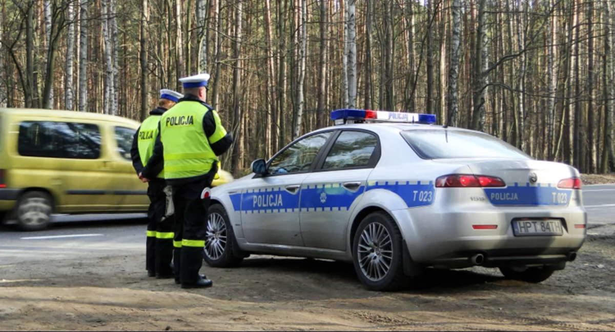 Pędził jak szalony pod Siedlcami! 23-latek stracił prawo jazdy na trzy miesiące