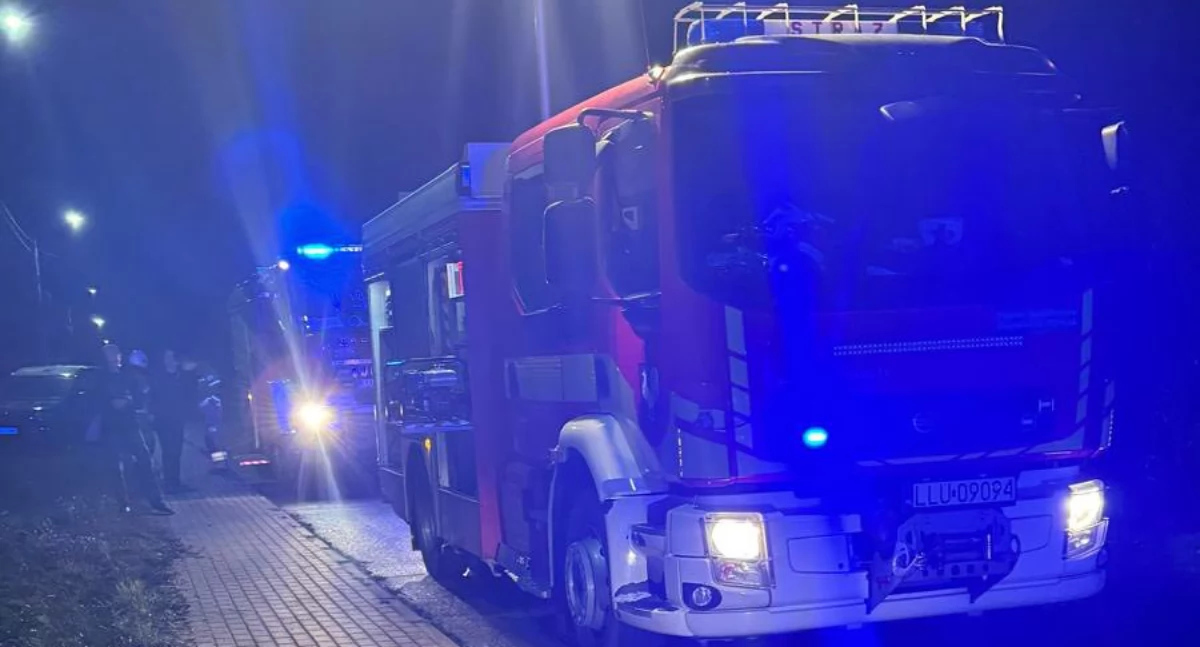 Zjechała z chodnika i uderzyła głową o asfalt. 18-latka trafiła do szpitala