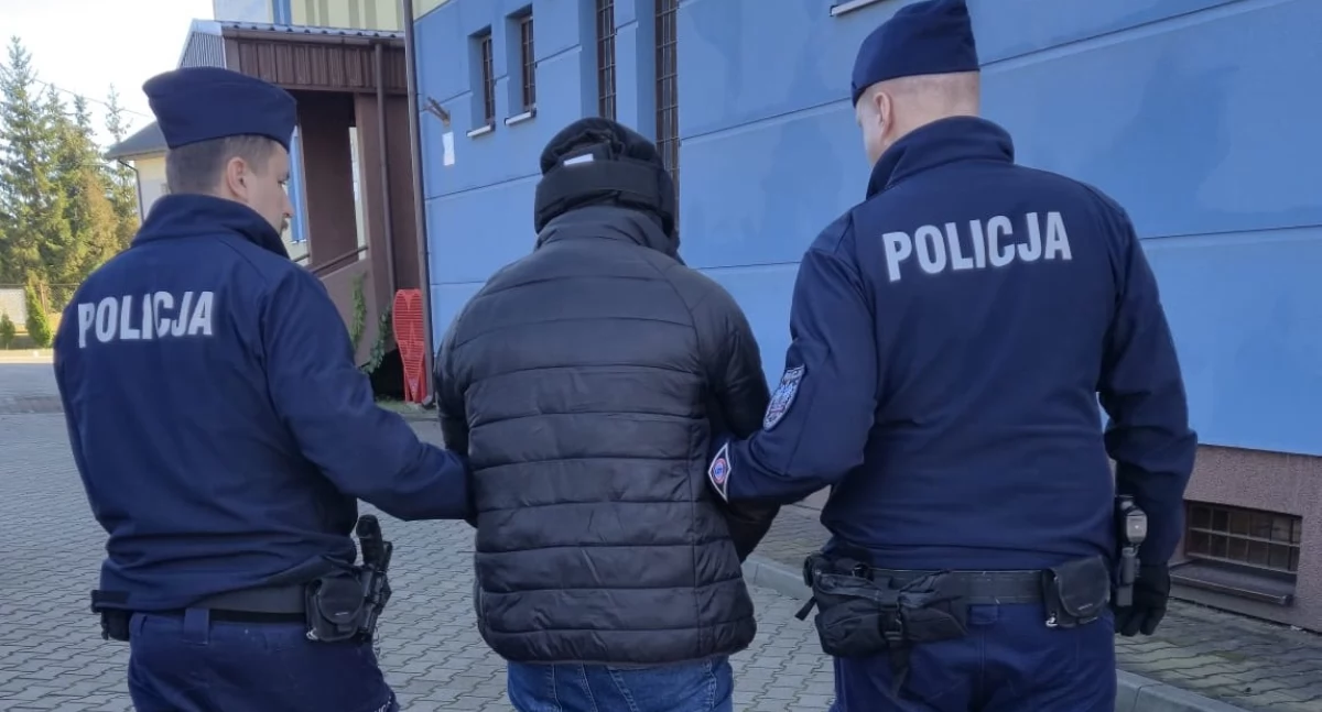 Sprytny plan nie wystarczył. Policjanci namierzyli włamywacza na drugim końcu Polski