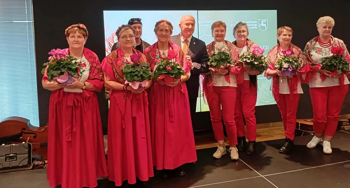 Kobiety z KGW Wojcieszków na konferencji w Lublinie. Marszałek Stawiarski: „Jesteście pięknem naszej lubelskiej ziemi”